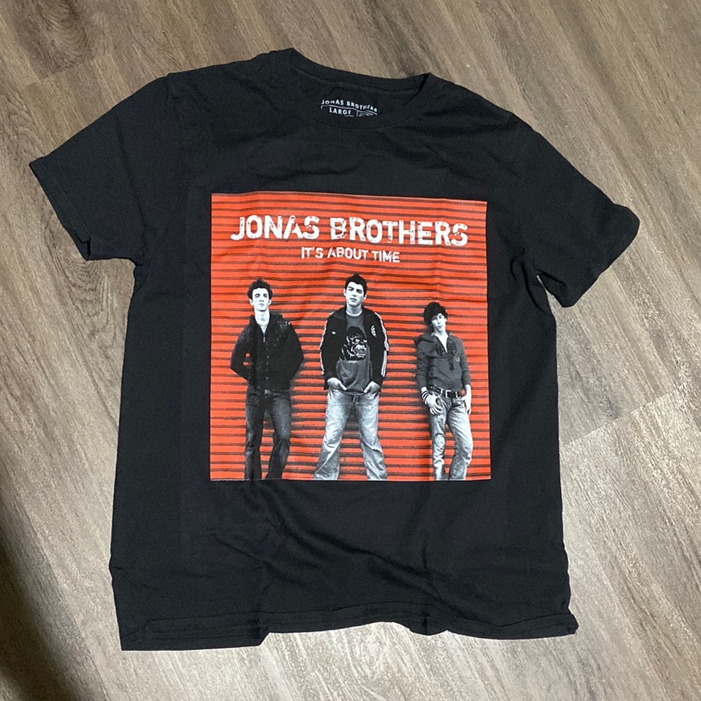 Jonas Brothers t-shirt merch NEVER WORN. Brand NEW.